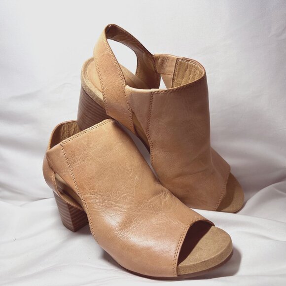 Lucky Brand Shoes - Lucky Brand-LK Saudra Boot-Women's Leather-8 1/2 M-Tanish Camel-Wood 3 1/2" Heel
